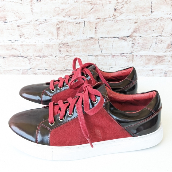 BADGELY MISCHKA LOCKHART PATENT LOW-TOP SNEAKER RED - Picture 2 of 9